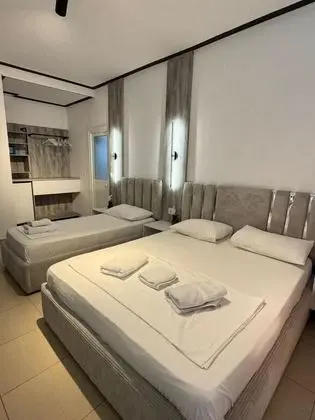 Üç Kişilik Oda, Balkon
