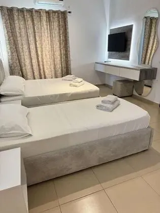 Üç Kişilik Oda, Balkon