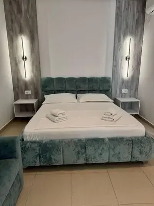 Üç Kişilik Oda, Balkon