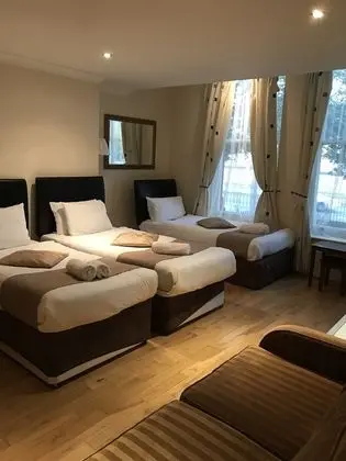 Standard Üç Kişilik Oda