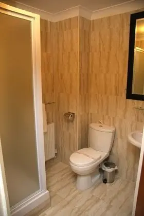 Standard Üç Kişilik Oda