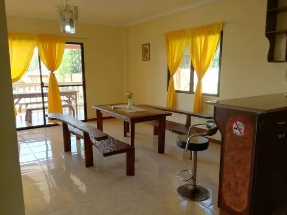 Comfort Tek Büyük veya İki Ayrı Yataklı Oda, 4 Yatak Odası, Havuz Kenarı