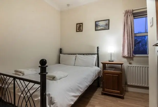 Standard Tek Büyük Yataklı Oda, Banyolu/Duşlu