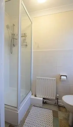 Standard Tek Kişilik Oda, Banyolu/Duşlu