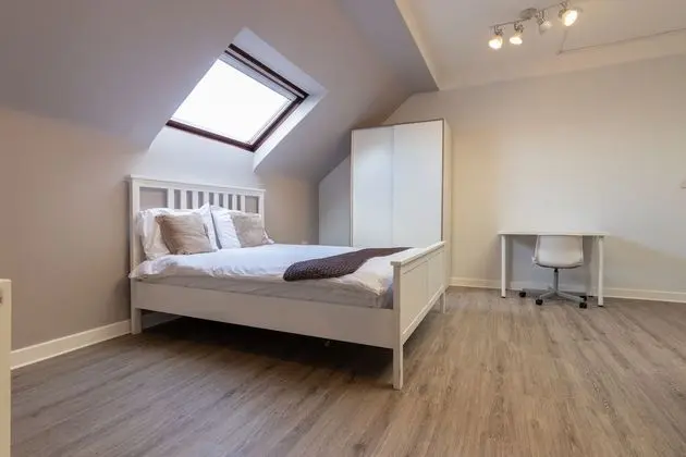 Stüdyo, Banyolu/Duşlu (OL)