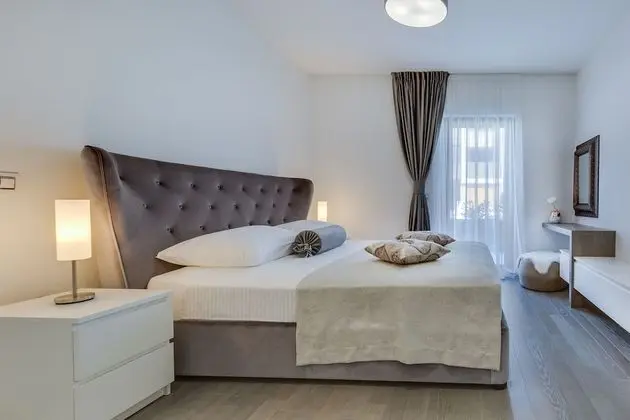 Luxury Apart Daire, 2 Yatak Odası, Sıcak Su Havuzu, Kısmi Deniz Manzaralı