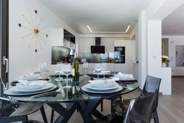 Luxury Apart Daire, 2 Yatak Odası, Sıcak Su Havuzu, Kısmi Deniz Manzaralı