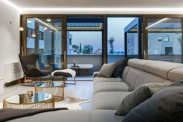 Luxury Apart Daire, 2 Yatak Odası, Sıcak Su Havuzu, Kısmi Deniz Manzaralı