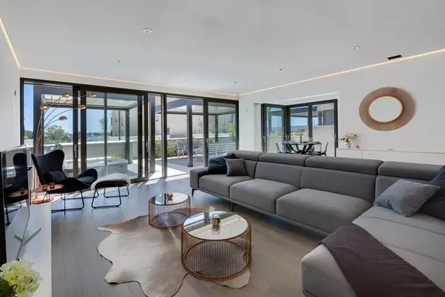 Luxury Apart Daire, 2 Yatak Odası, Sıcak Su Havuzu, Kısmi Deniz Manzaralı