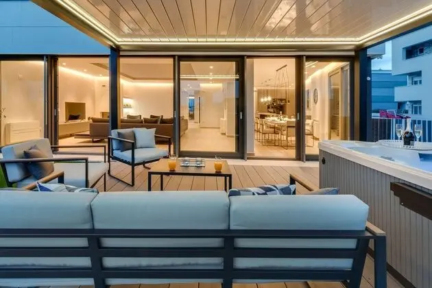 Luxury Apart Daire, 3 Yatak Odası, Sıcak Su Havuzu, Kısmi Deniz Manzaralı