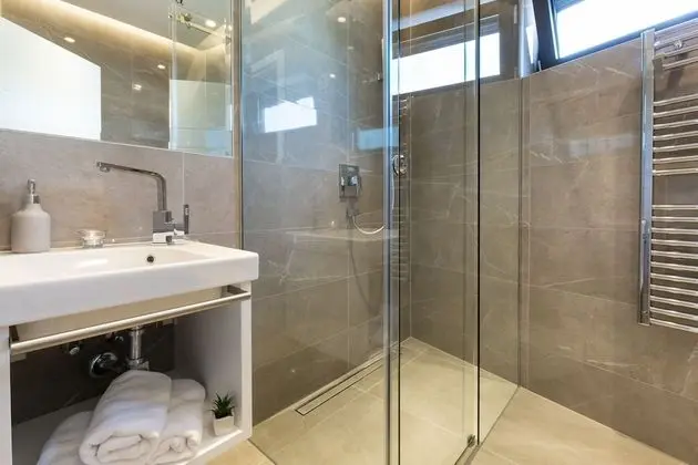 Luxury Apart Daire, 3 Yatak Odası, Sıcak Su Havuzu, Kısmi Deniz Manzaralı