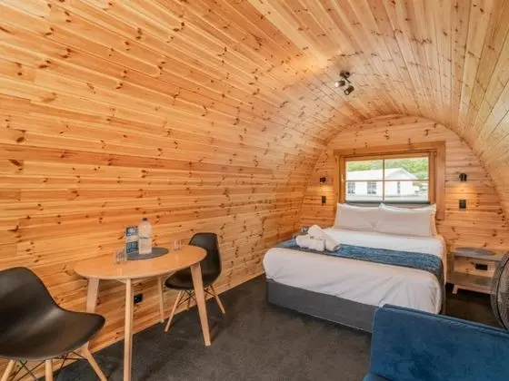 Beachside Deluxe Glamping Pod