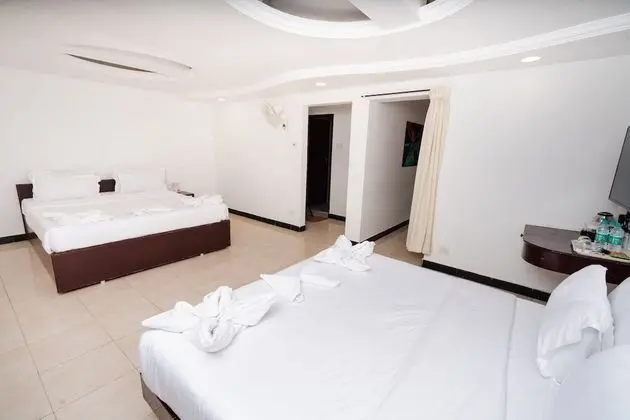 Deluxe Suite With Garden View