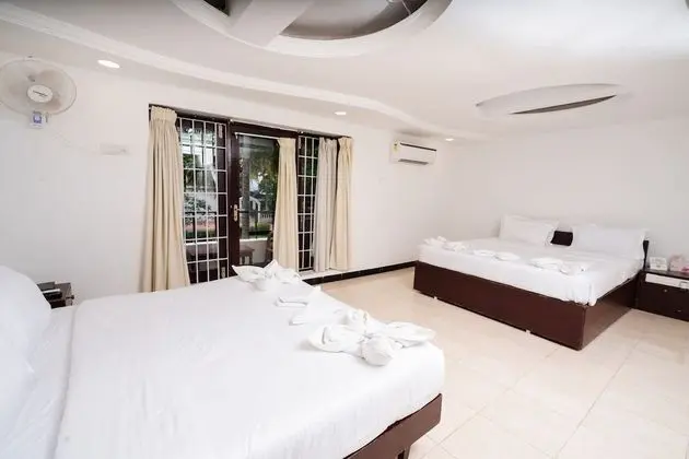Deluxe Suite With Garden View