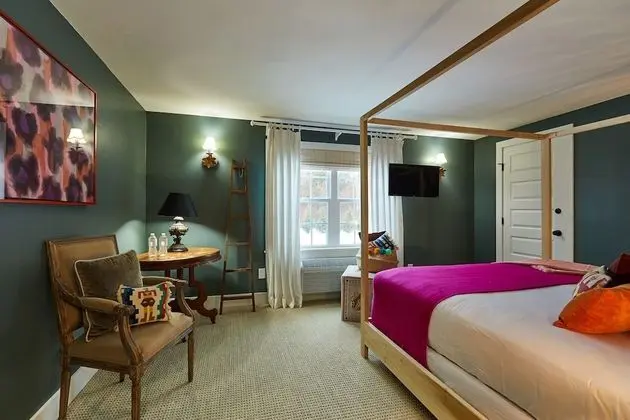 Oda, 1 En Büyük (King) Boy Yatak (Barn King)