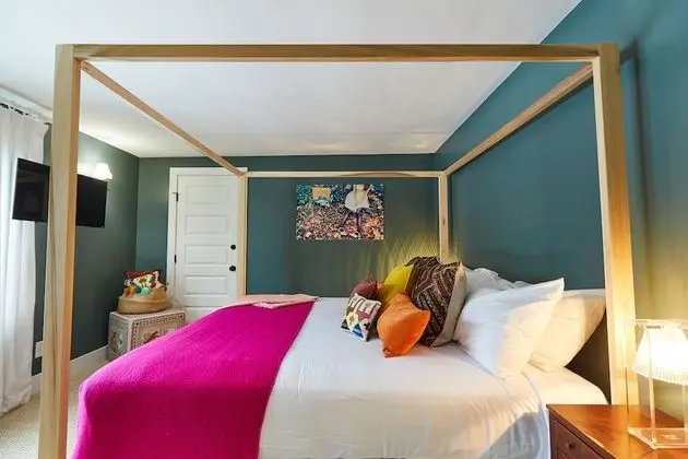 Oda, 1 En Büyük (King) Boy Yatak (Barn King)