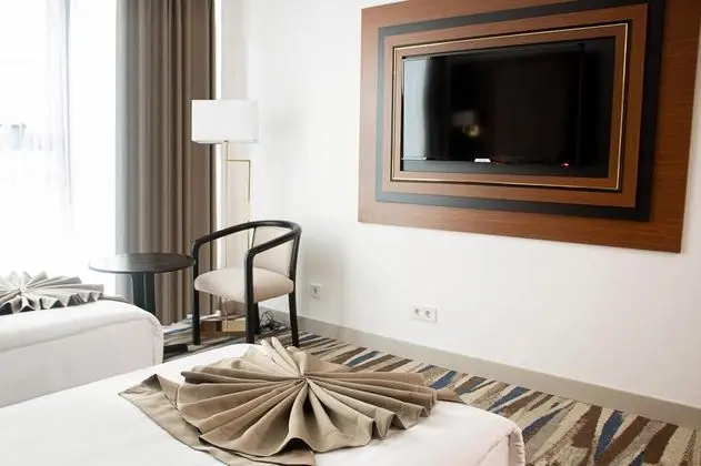 Twin Room, Sokak Manzaralı