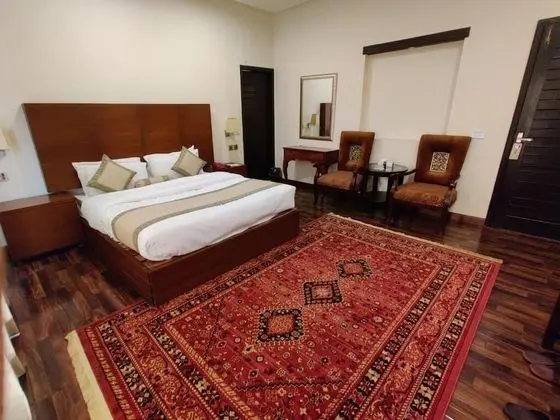 Deluxe Tek Büyük Yataklı Oda