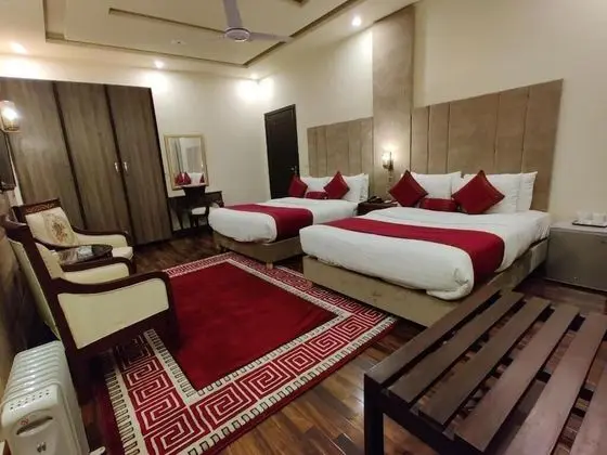 Deluxe Tek Büyük Yataklı Oda