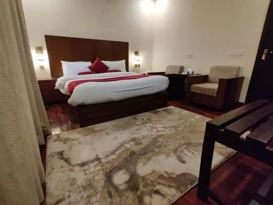 Deluxe Tek Büyük Yataklı Oda