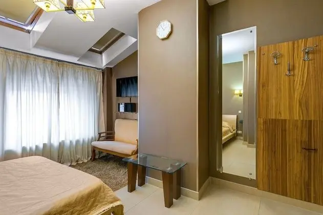 Basic Tek Büyük Yataklı Oda