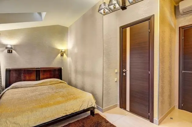 Basic Tek Büyük Yataklı Oda