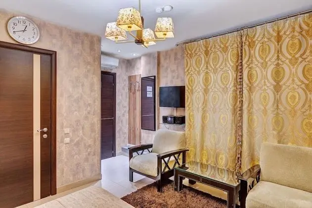 Business Tek Büyük Yataklı Oda