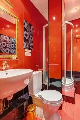 Comfort Tek Büyük Yataklı Oda