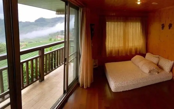 Dört Kişilik Oda, Balkon (202)