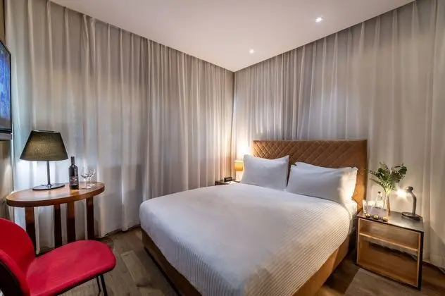 Classic Tek Büyük veya İki Ayrı Yataklı Oda