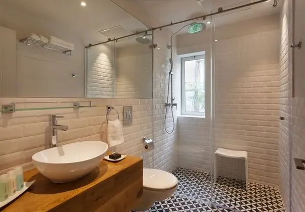 Classic Tek Büyük veya İki Ayrı Yataklı Oda