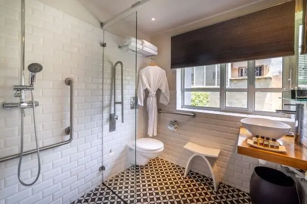 Superior Tek Büyük veya İki Ayrı Yataklı Oda