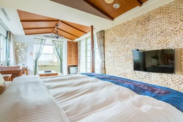 Deluxe Tek Büyük Yataklı Oda, Küvet, Okyanus Manzaralı
