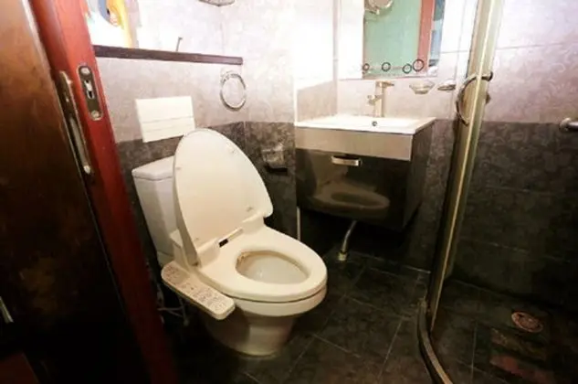 Deluxe Süit, Sigara İçilmez