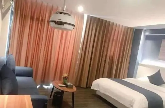 Superior Tek Büyük Yataklı Oda