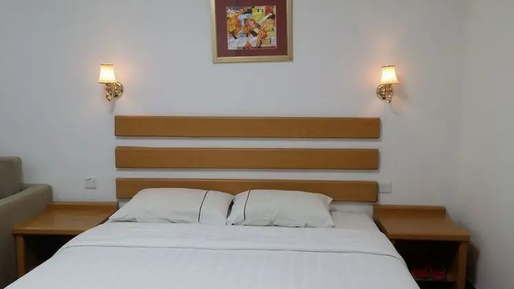 Deluxe Tek Büyük Yataklı Oda