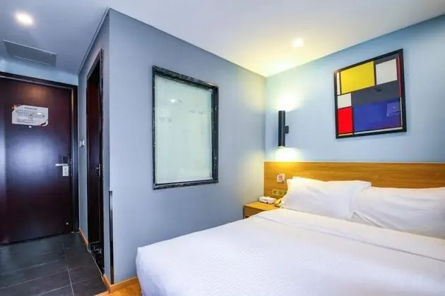 Economy Tek Büyük Yataklı Oda