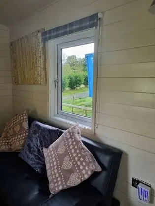 Kır Evi, 1 Büyük (Queen) Boy Yatak