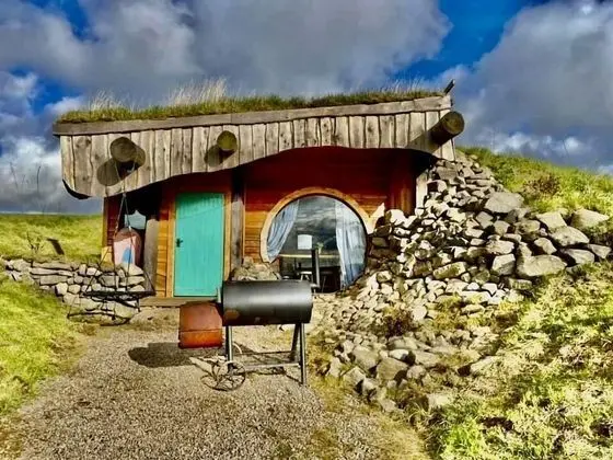 Kulübe (Otter House)