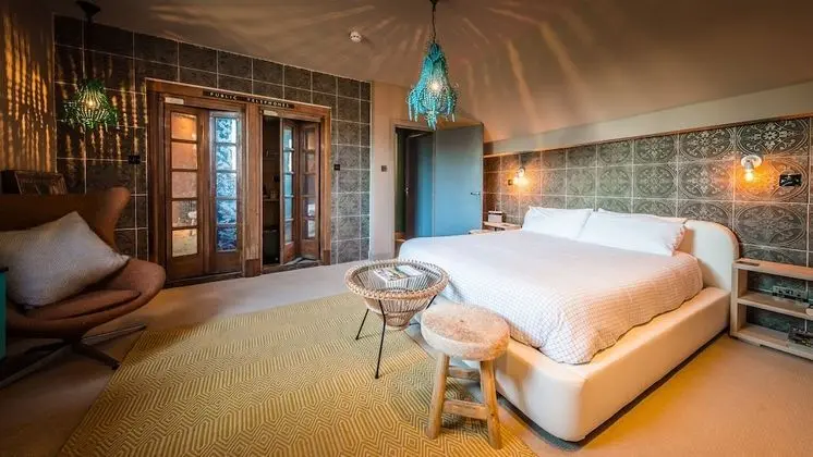 Deluxe Tek Büyük Yataklı Oda, Banyolu/Duşlu, Nehir Manzaralı (Room 2)