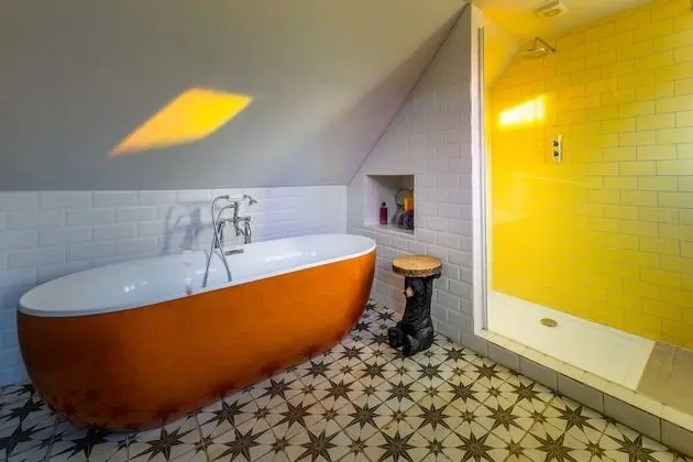 Deluxe Tek Büyük Yataklı Oda, Banyolu/Duşlu, Nehir Manzaralı (Room 2)