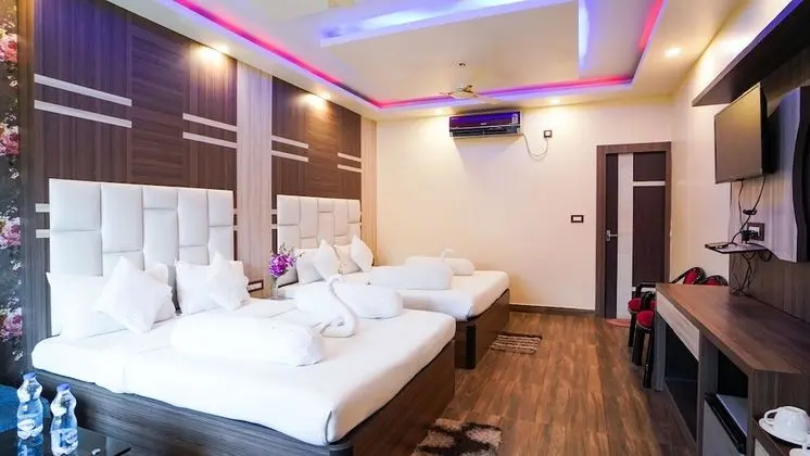 Deluxe Dört Kişilik Oda