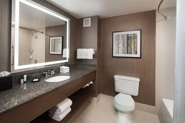 Oda, 2 Çift Kişilik Yatak, Balkon