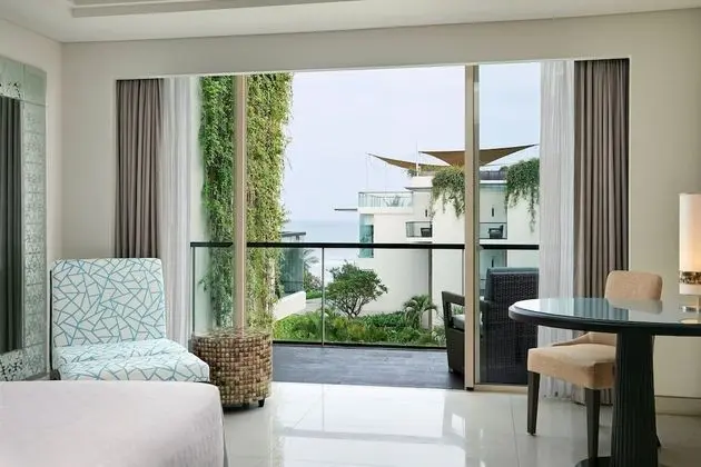 Oda, 1 En Büyük (King) Boy Yatak, Balkon, Kısmi Deniz Manzarası