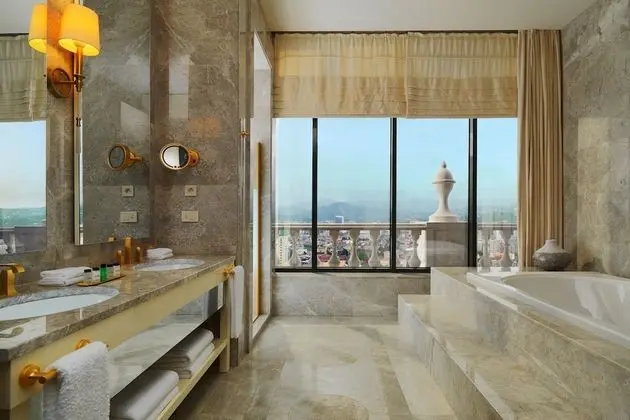 Çatı Katı Süiti (Penthouse), 1 Çift Kişilik Yatak