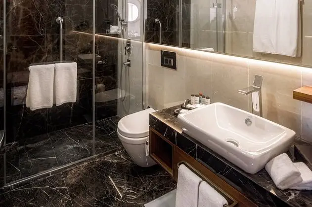 Junior Süit, 1 En Büyük (King) Boy Yatak, Sigara İçilmez, Şehir Manzaralı