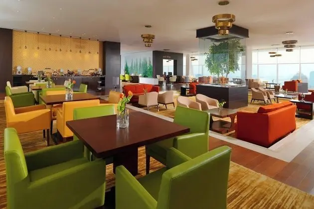 Club Süit, 1 En Büyük (King) Boy Yatak, Havuz Manzaralı, Köşe