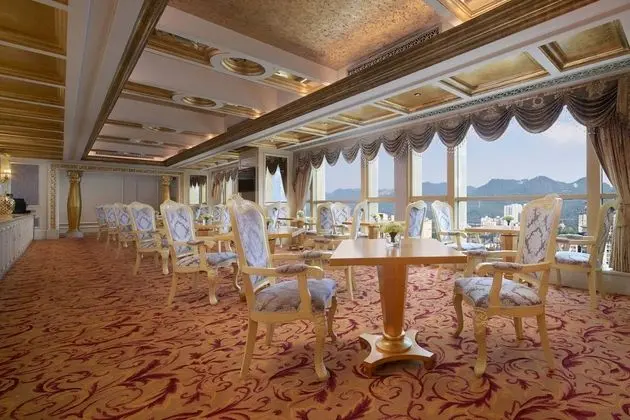 Club Oda, 1 En Büyük (King) Boy Yatak, Şehir Manzaralı