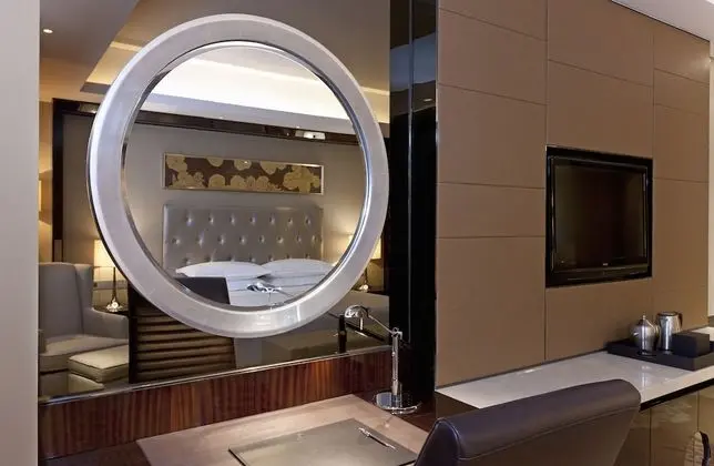 Club Oda, 1 En Büyük (King) Boy Yatak, Sigara İçilebilir, Şehir Manzaralı