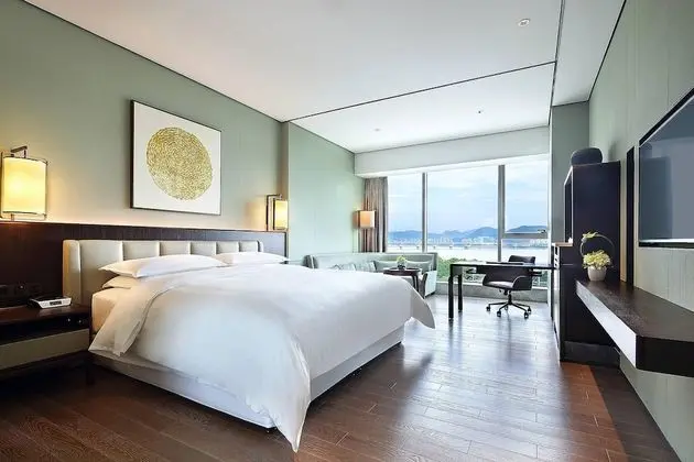 Club Süit, 1 En Büyük (King) Boy Yatak, Nehir Manzaralı, Köşe